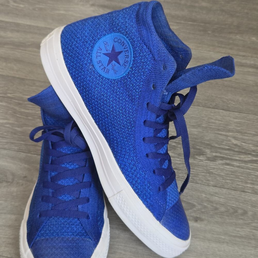B0 Converse All Star Chuck Taylor High Top Size M 9.5/W 11.5